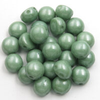 Staklene perle i biseri