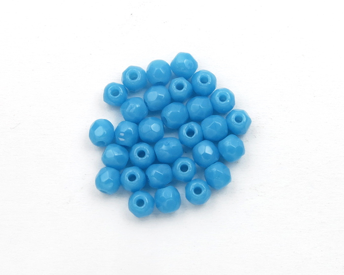 FP03_63050 Firepolish 3mm Opaque Lt. Blue Facetovane staklene perle